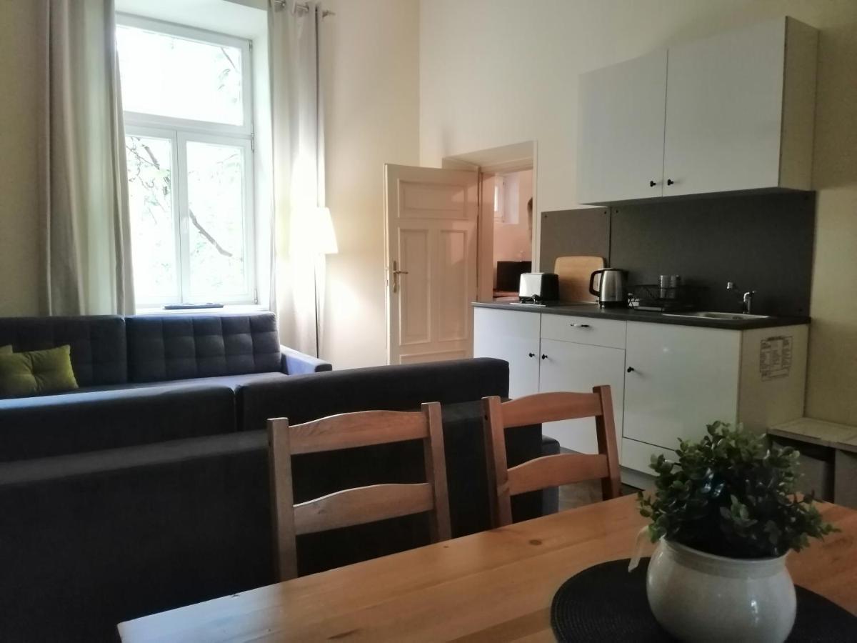 Prestige Location Apartments Pijarska Street Краков Экстерьер фото