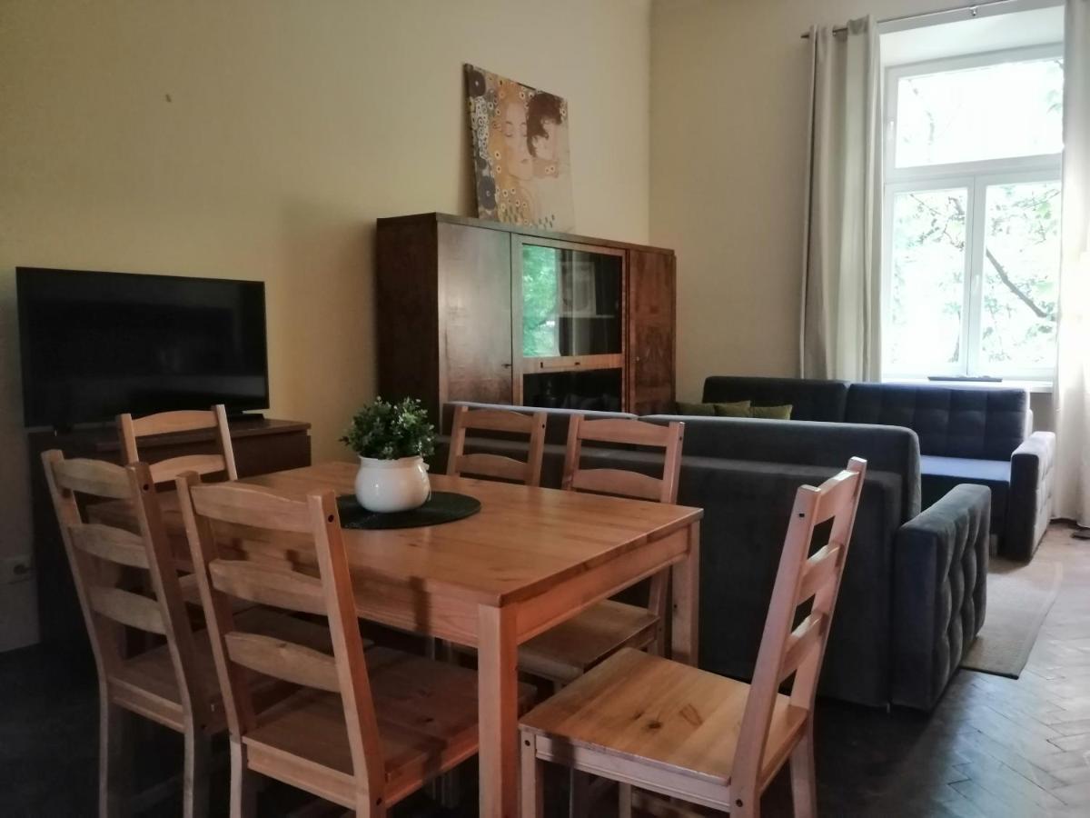 Prestige Location Apartments Pijarska Street Краков Экстерьер фото