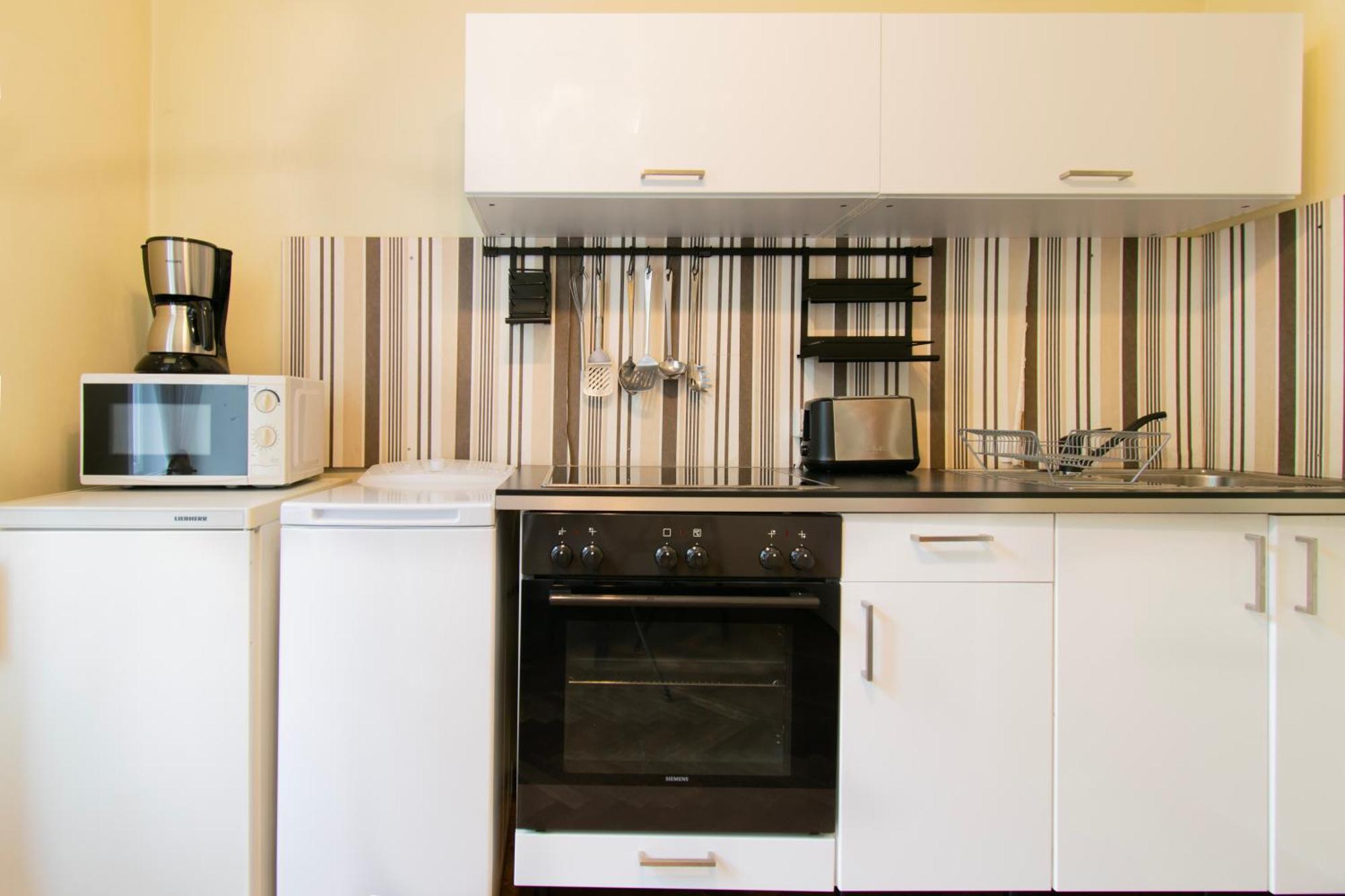 Prestige Location Apartments Pijarska Street Краков Экстерьер фото