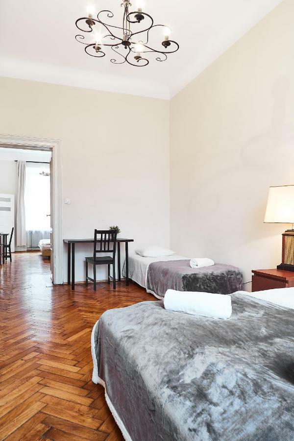 Prestige Location Apartments Pijarska Street Краков Экстерьер фото